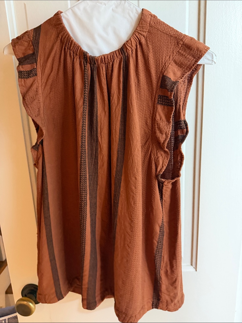 EUC CLOTH & STONE Sleeveless Rust Brown Burnt Orange Stripe Top Blouse